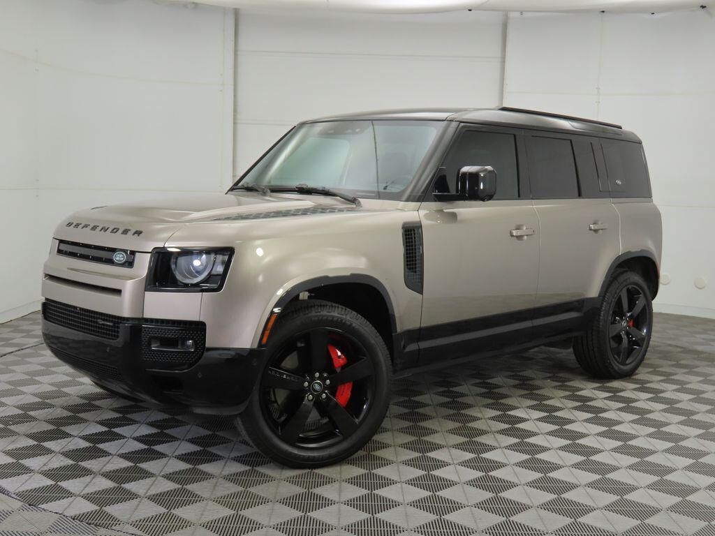 2023 LAND ROVER Defender