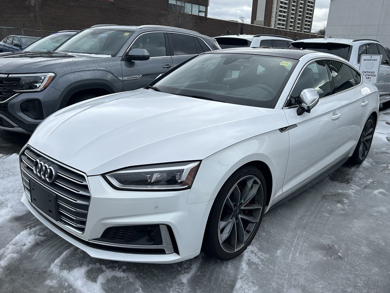AUDI