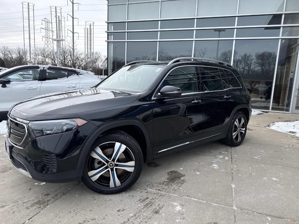 2022 MERCEDES-BENZ EQB-Class