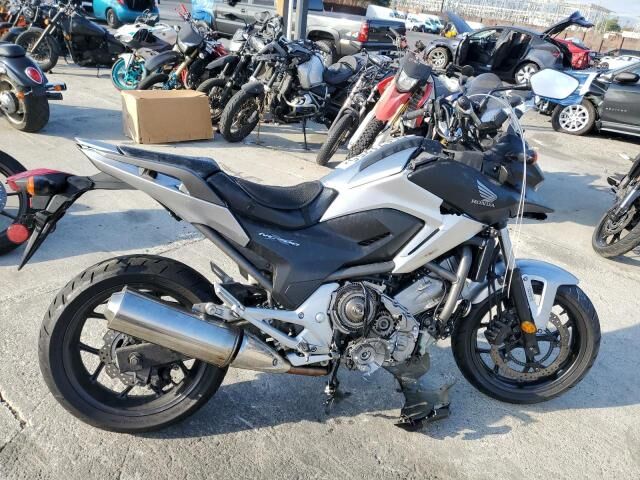 Honda NC700XD/NC700X