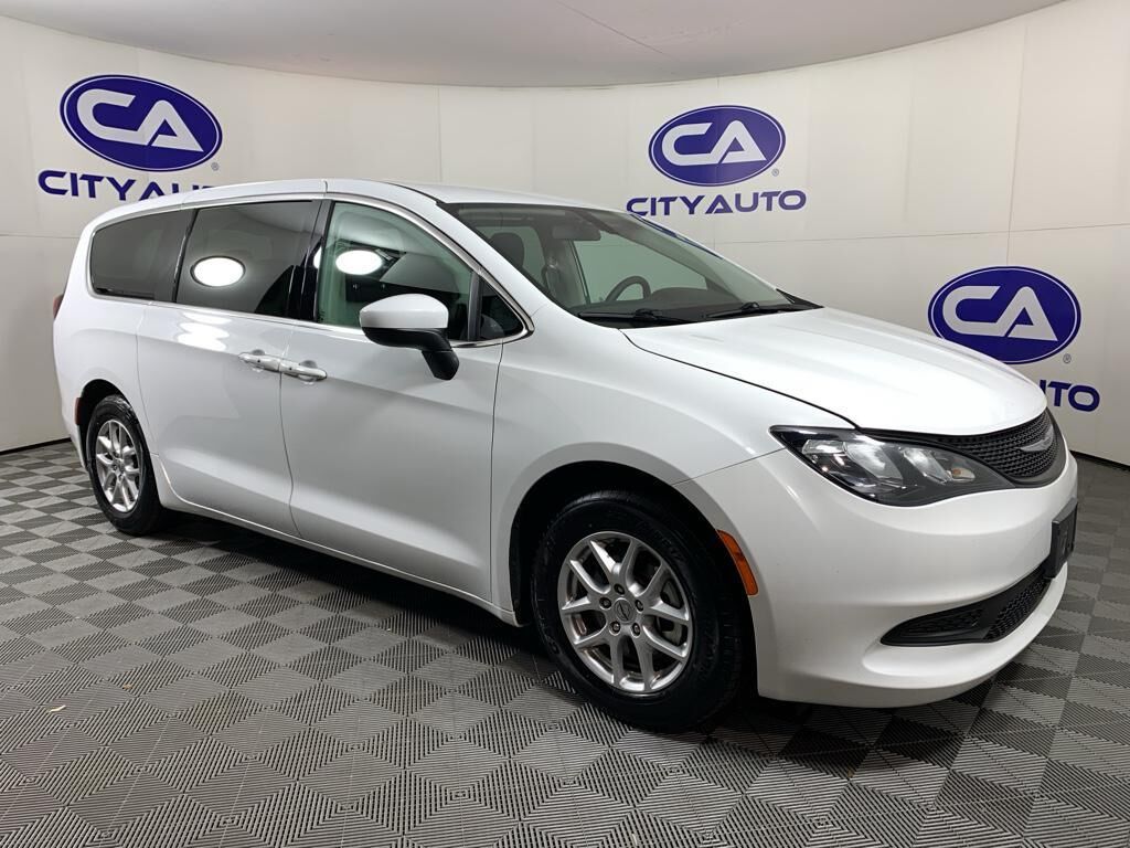 2022 CHRYSLER Pacifica