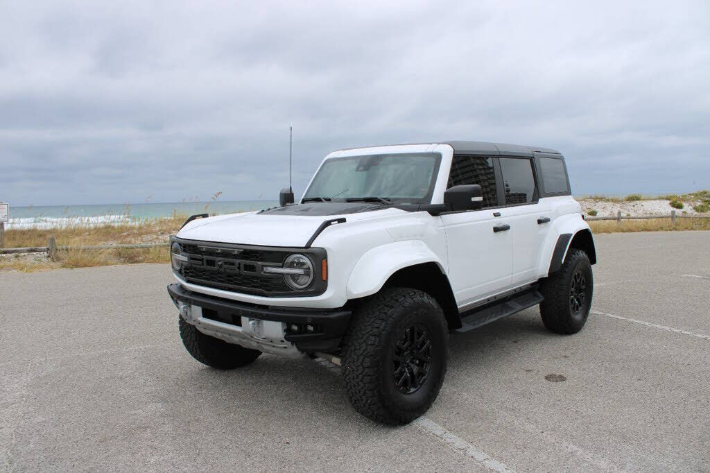 2024 FORD Bronco