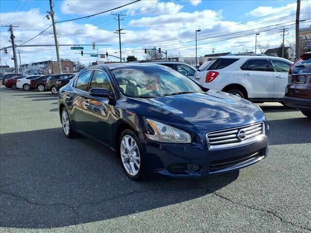 2013 NISSAN Maxima