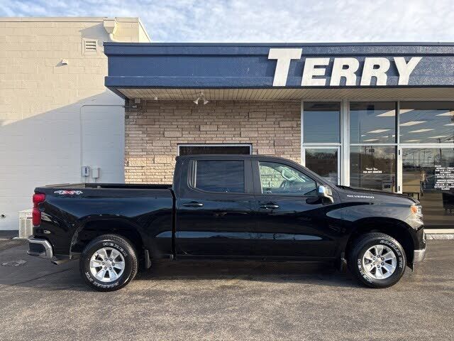 2025 CHEVROLET Silverado