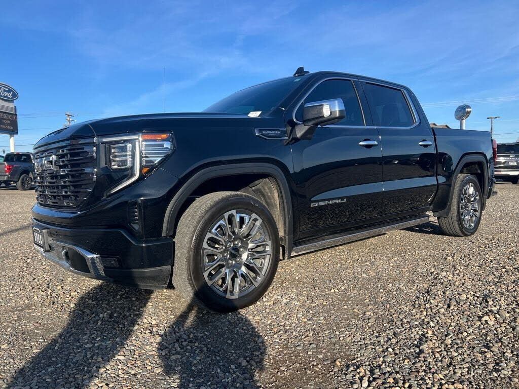 2025 GMC Sierra