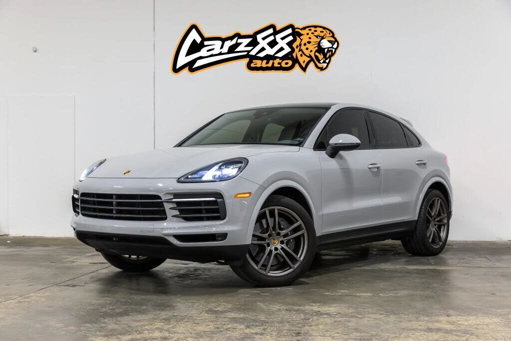 2023 PORSCHE Cayenne