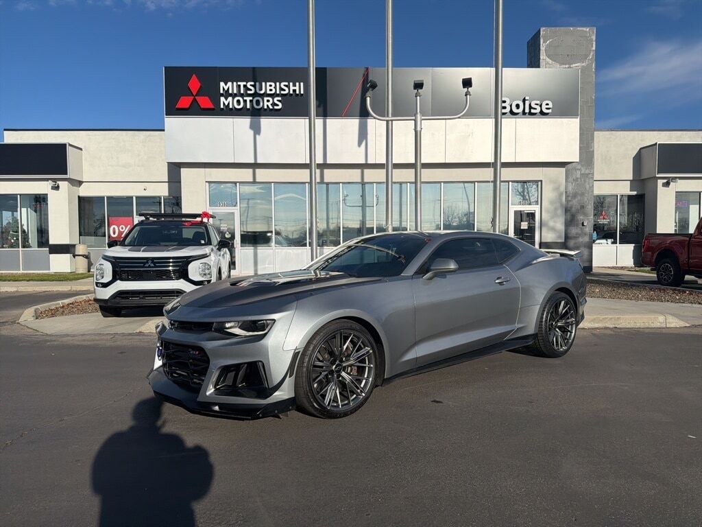 2023 CHEVROLET Camaro