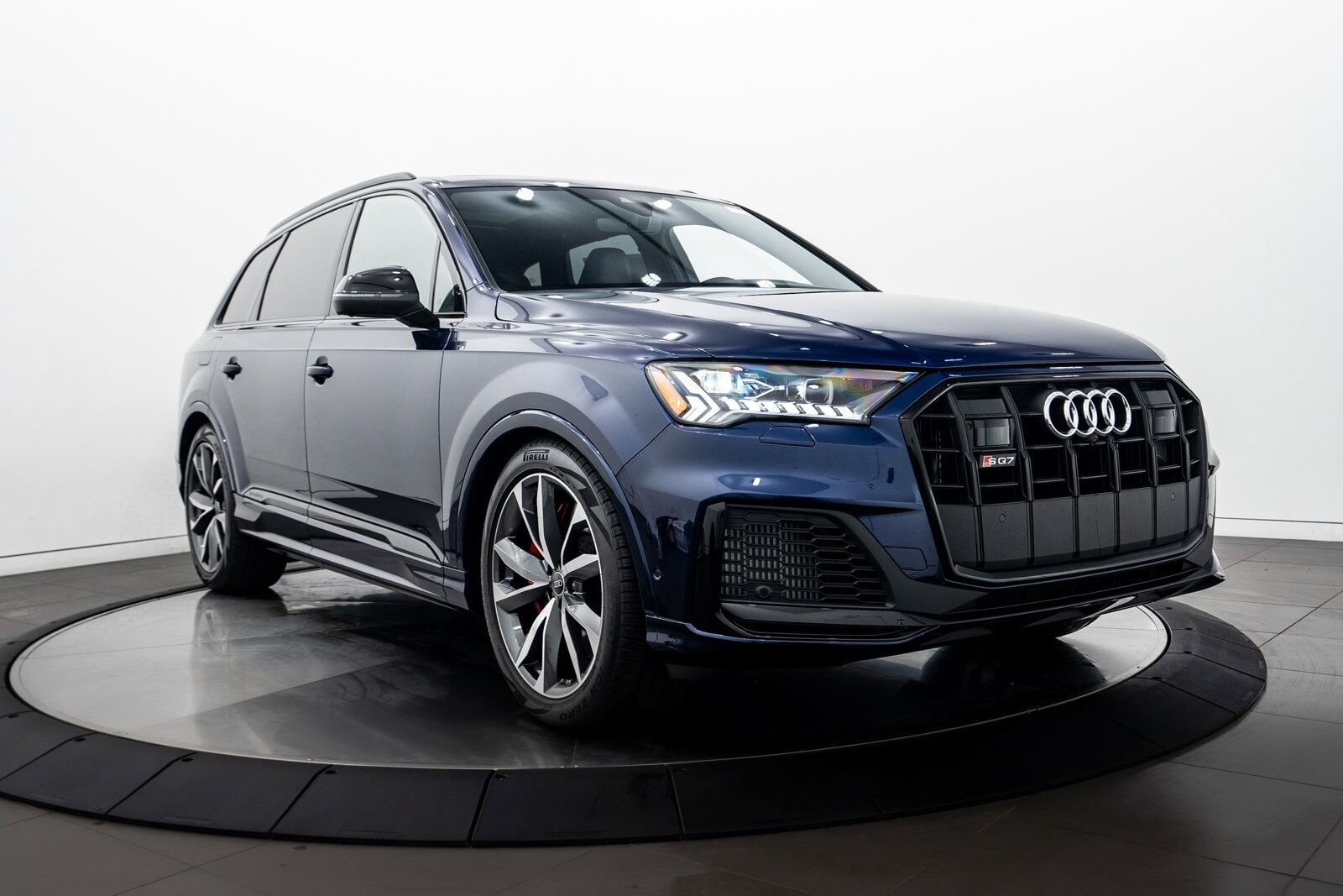 2024 Audi SQ7