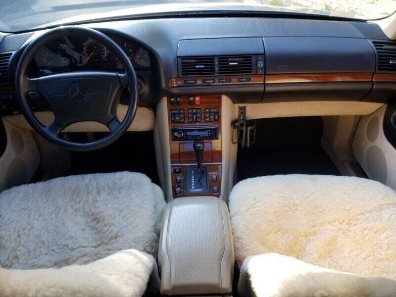 1993 MERCEDES-BENZ 300