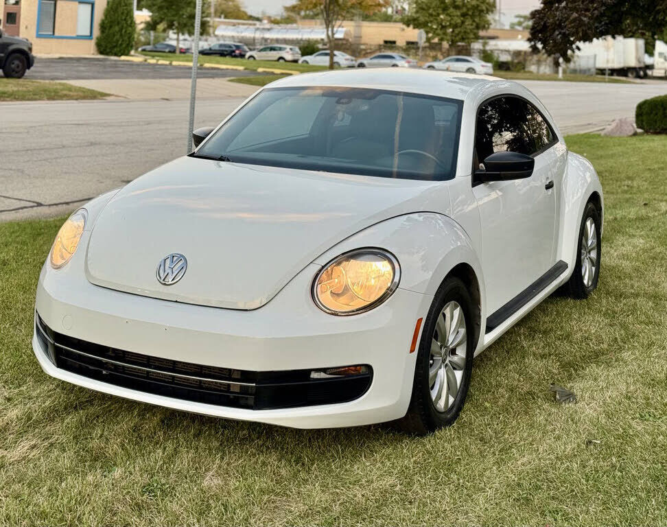 2016 VOLKSWAGEN Beetle