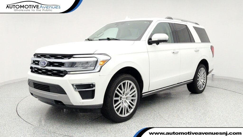 2023 FORD Expedition