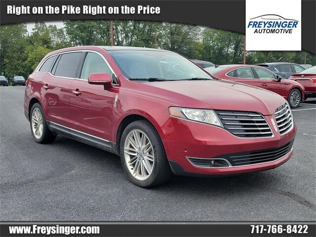 2018 LINCOLN MKT