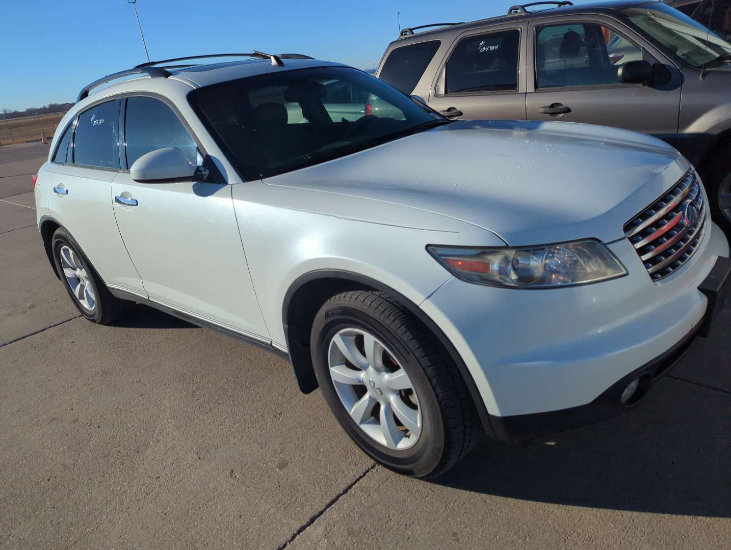 Infiniti FX35