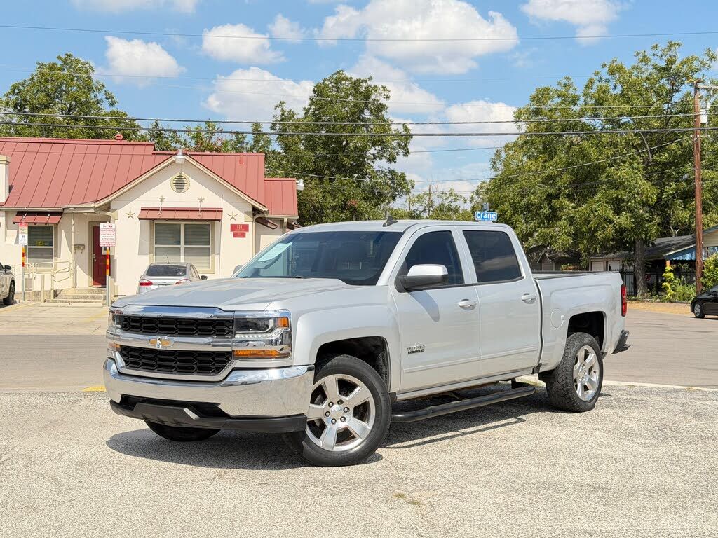 2017 CHEVROLET Silverado