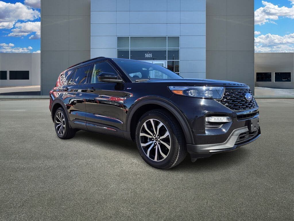 2023 FORD Explorer