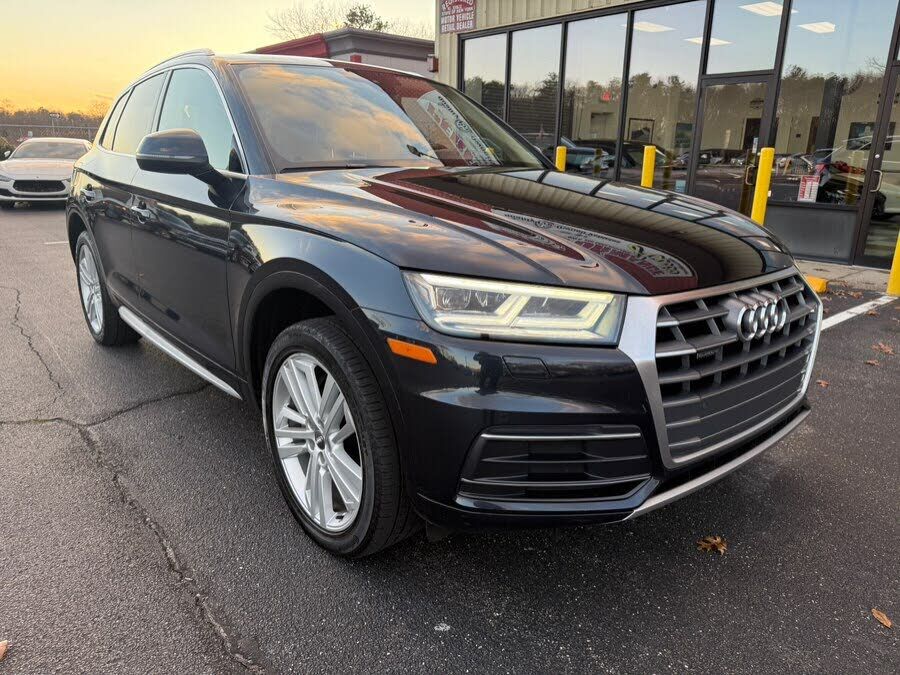 2018 AUDI Q5