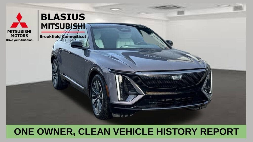 2024 CADILLAC Lyriq