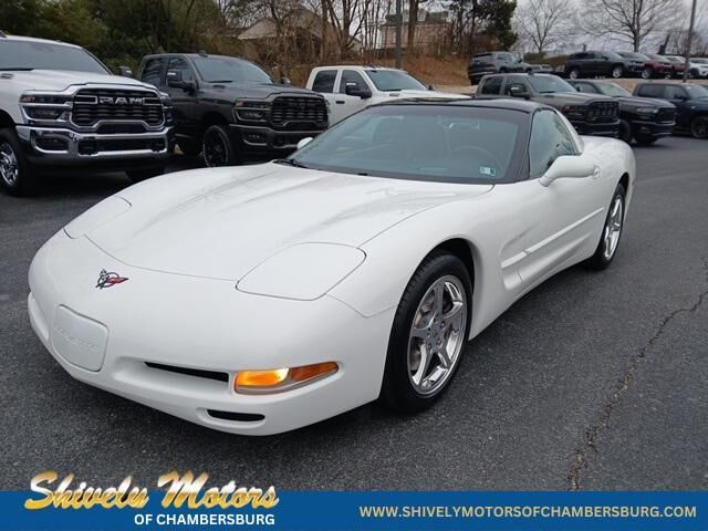 2004 CHEVROLET Corvette