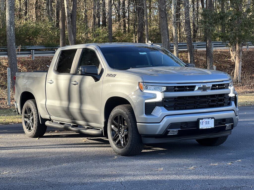 2024 CHEVROLET Silverado