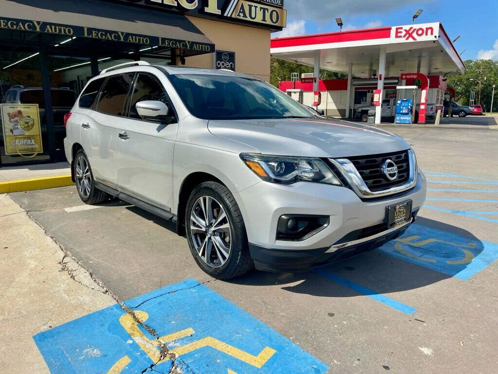2019 NISSAN Pathfinder