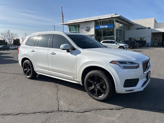 2020 VOLVO XC90