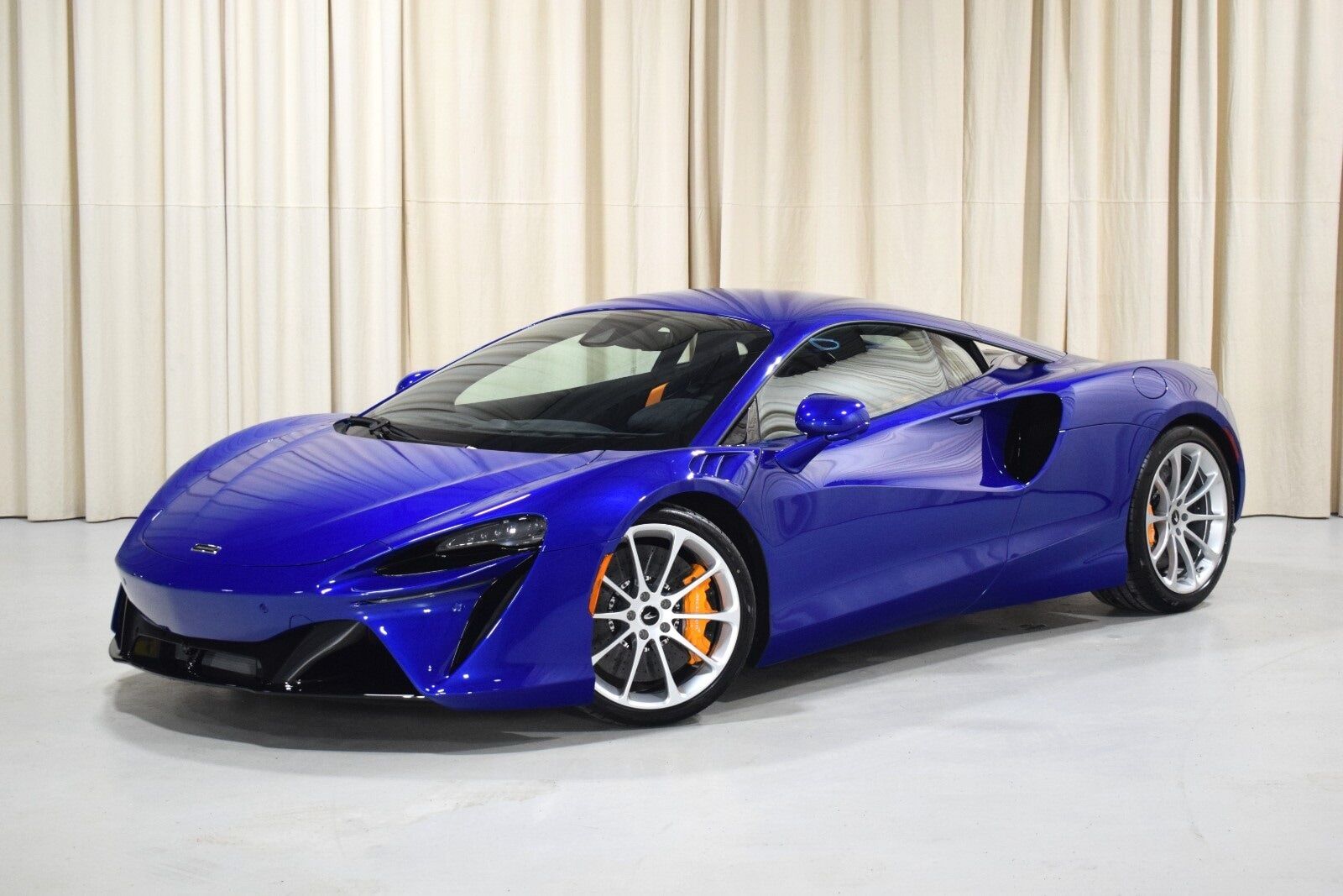 2026 MCLAREN ARTURA