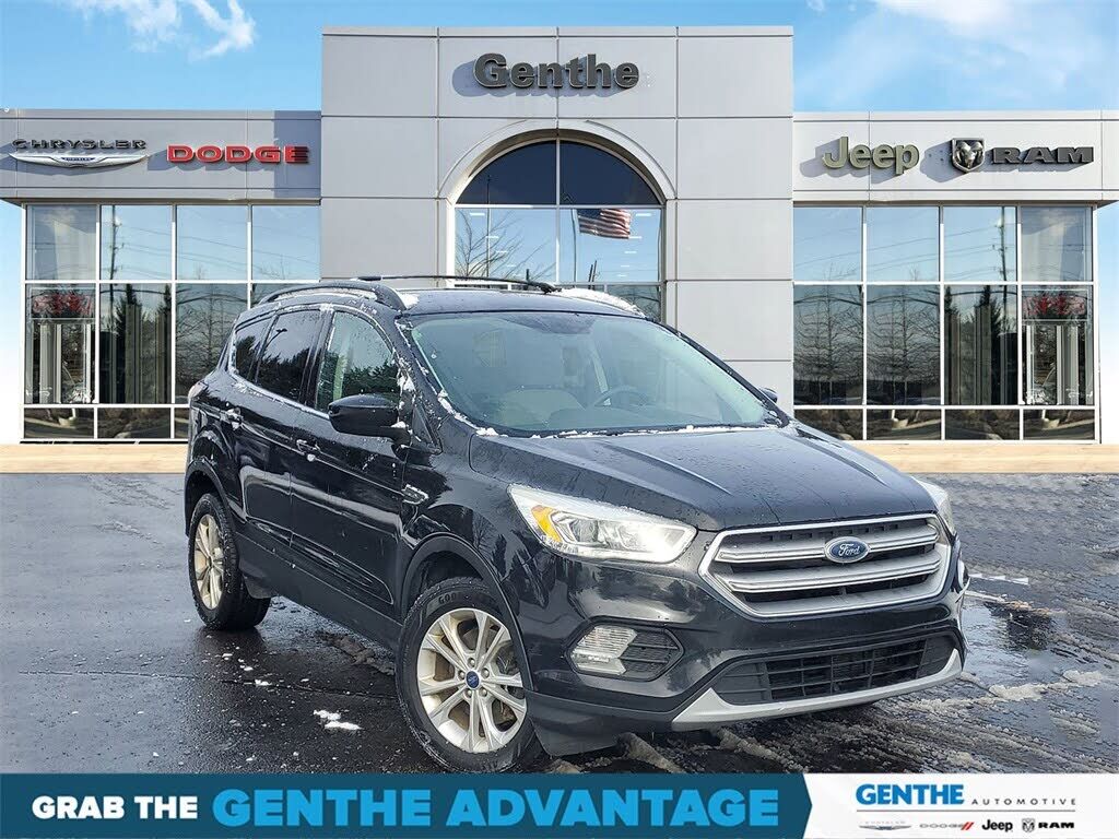 2017 FORD Escape