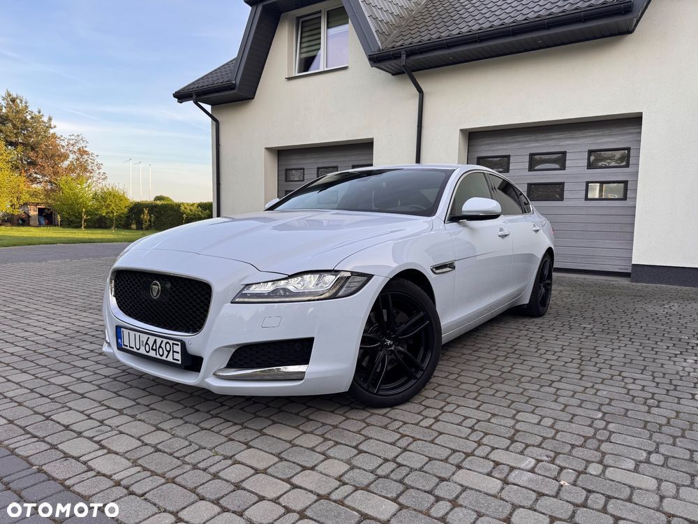 Jaguar XF
