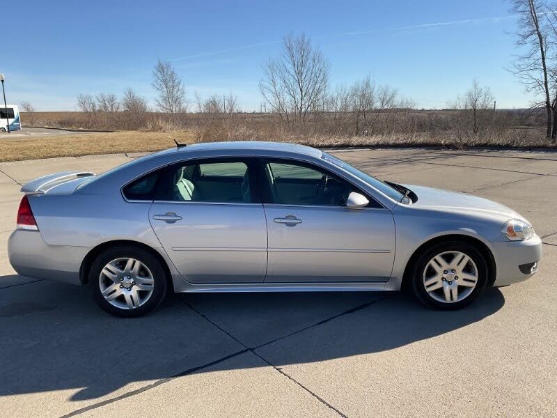 2011 CHEVROLET Impala