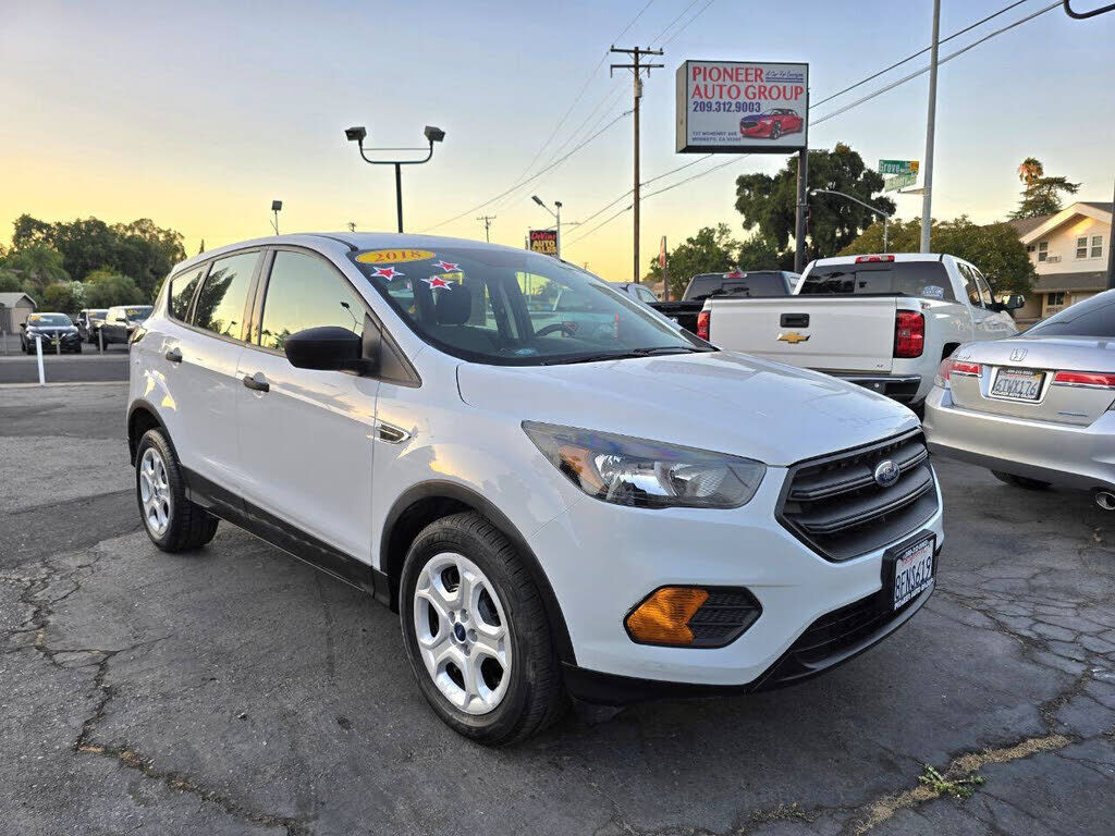 2018 FORD Escape
