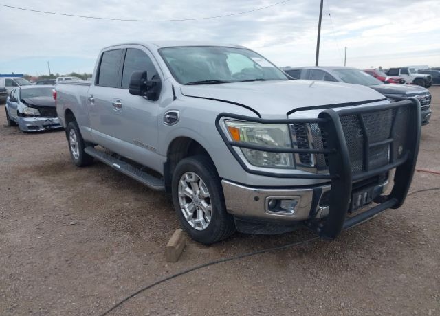 Nissan Titan