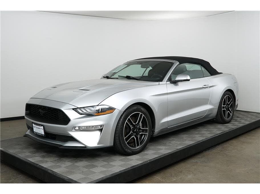 2020 FORD Mustang