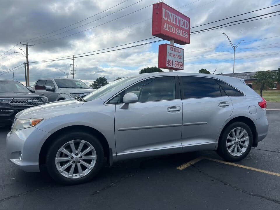 2010 TOYOTA Venza