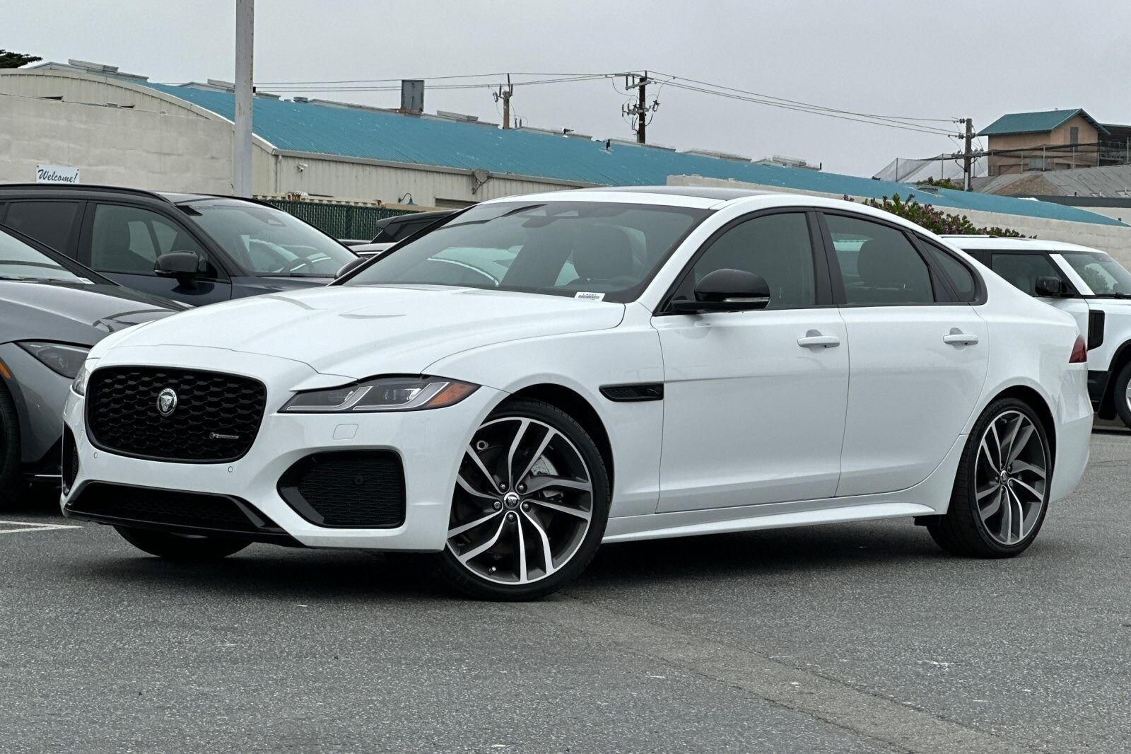 2024 JAGUAR XF