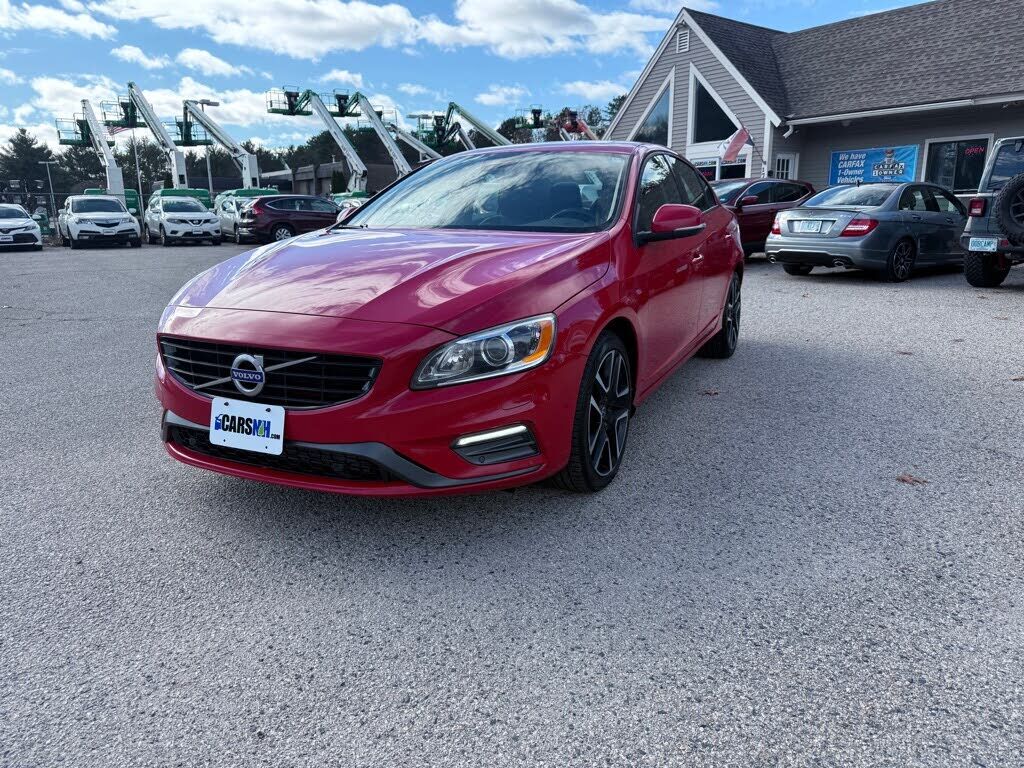 2018 VOLVO S60