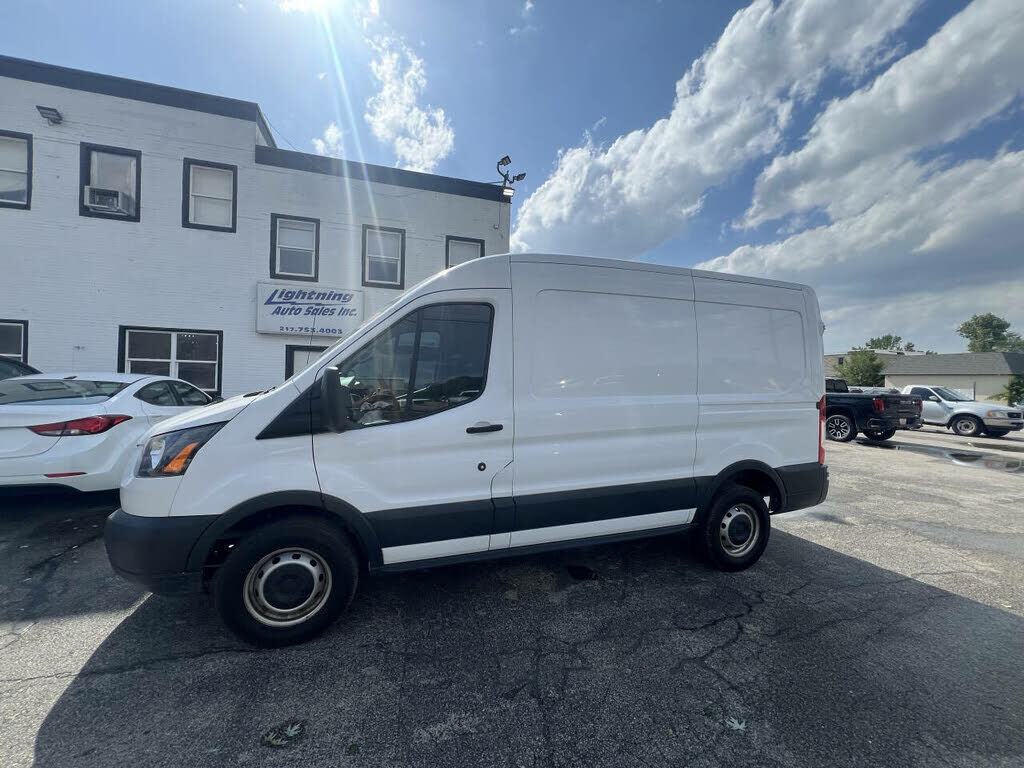 2017 FORD Transit