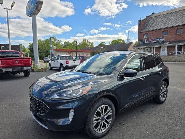2022 FORD Escape