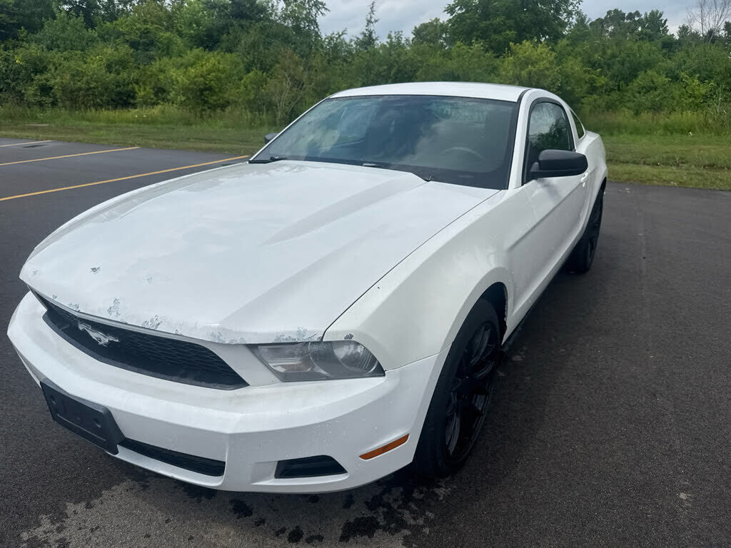 2010 FORD Mustang