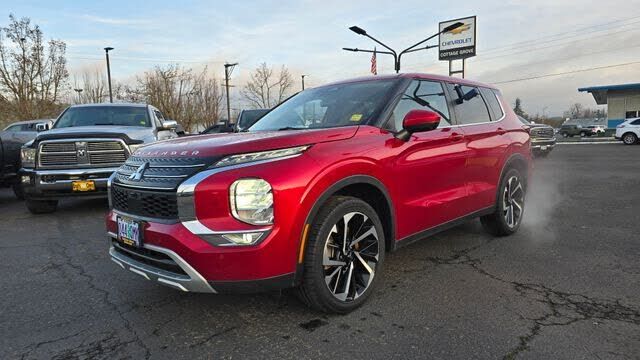 2022 MITSUBISHI Outlander