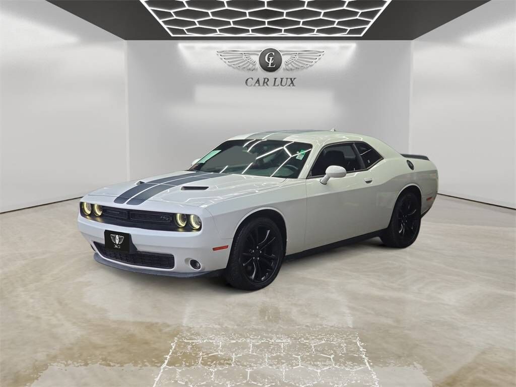 2016 DODGE Challenger