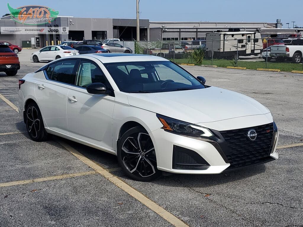 2023 NISSAN Altima