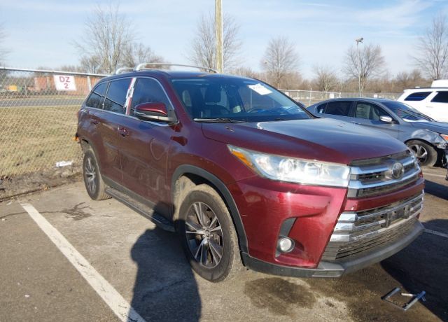 2019 TOYOTA Highlander