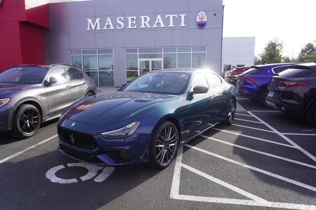 2024 MASERATI Ghibli