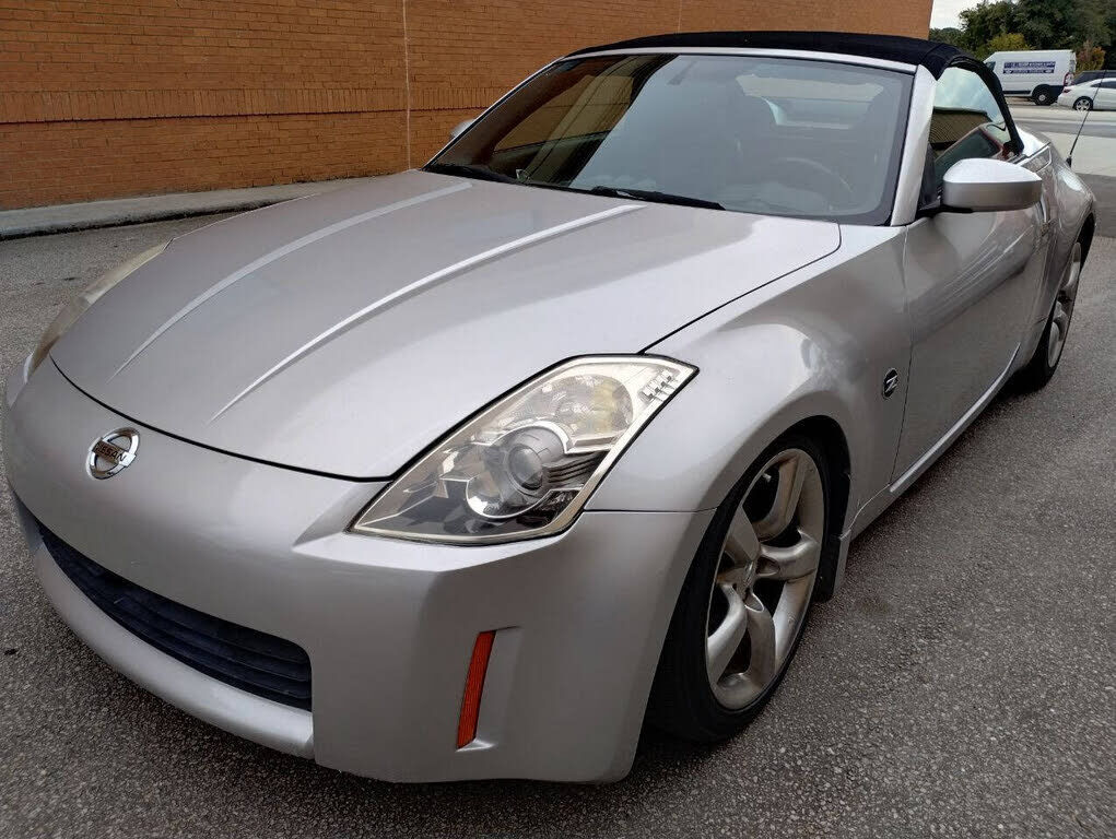 2006 NISSAN 350Z