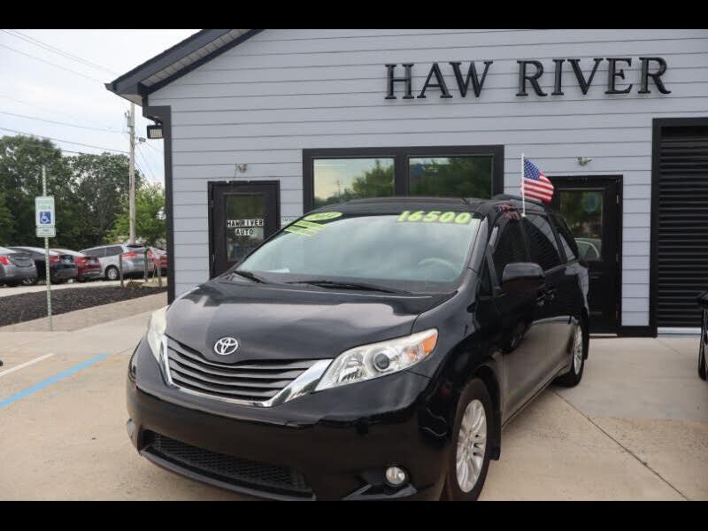 2014 TOYOTA Sienna