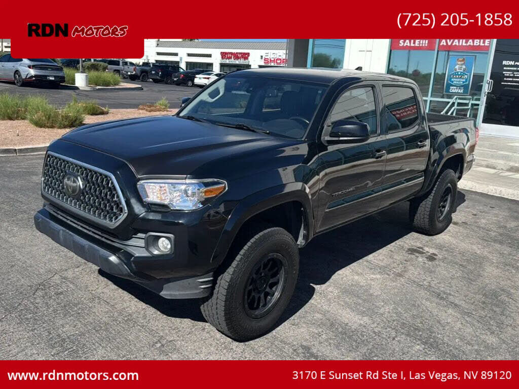 2019 TOYOTA Tacoma