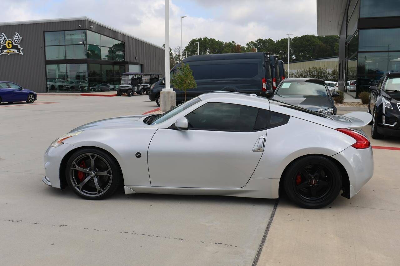 2014 NISSAN 370Z