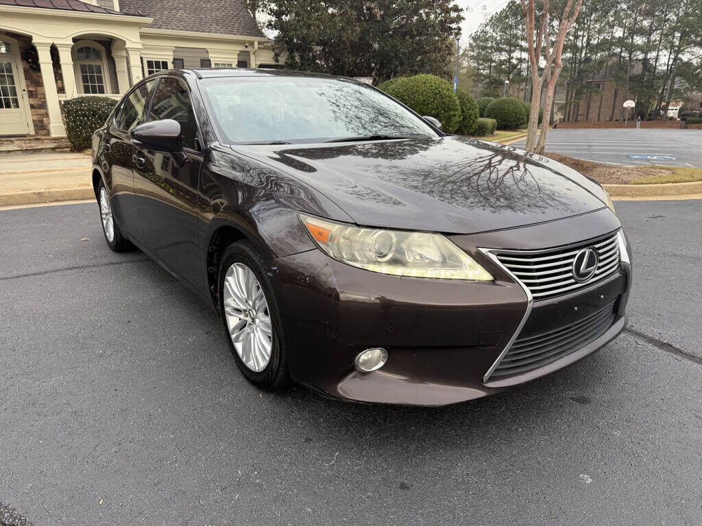 2013 LEXUS ES