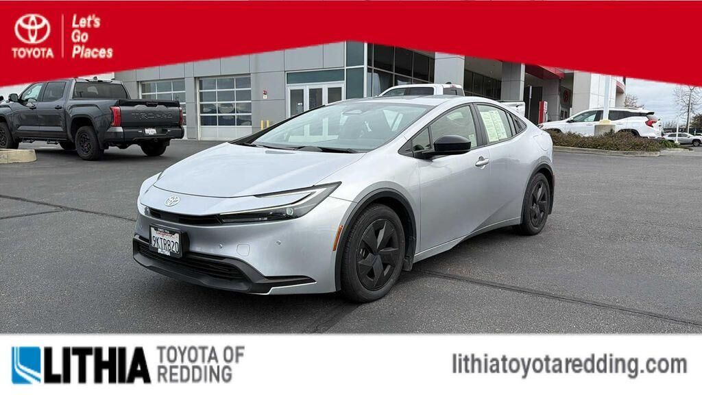 2024 TOYOTA PRIUS