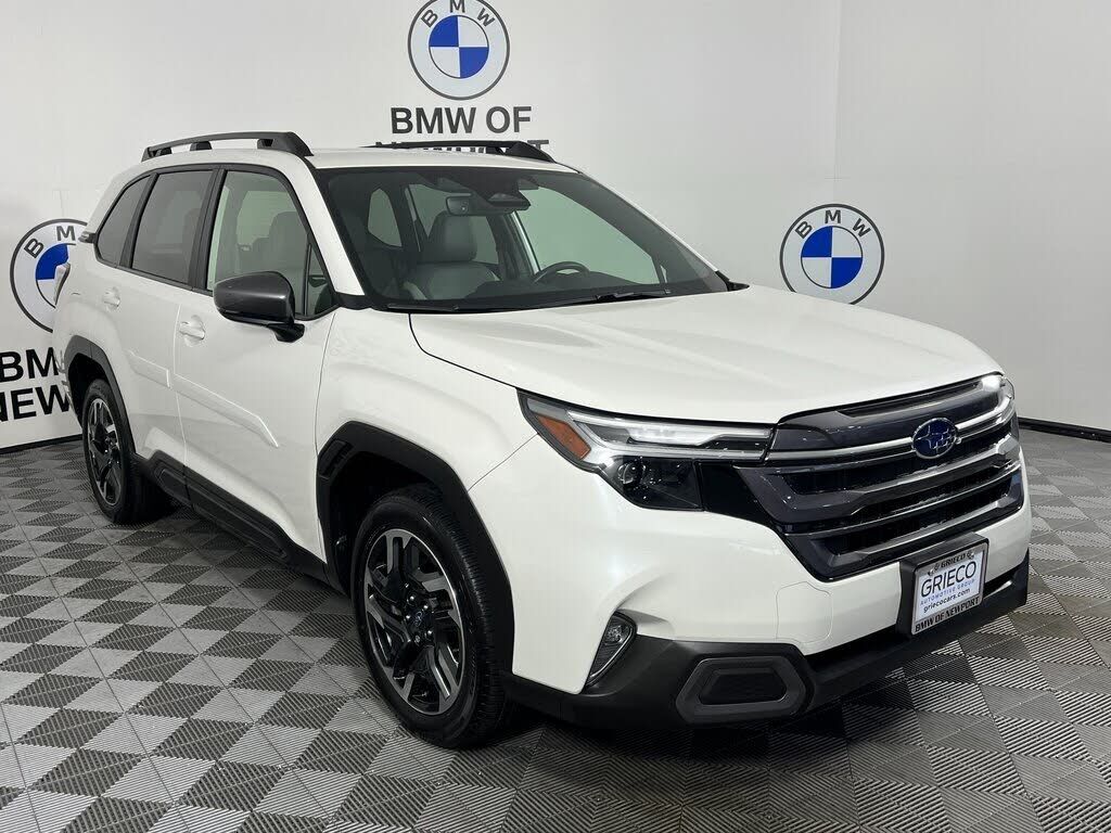 2025 SUBARU Forester